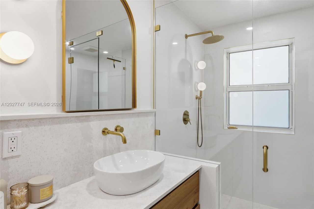 1215 Madrid St , Coral Gables, FL 33134 Photo
