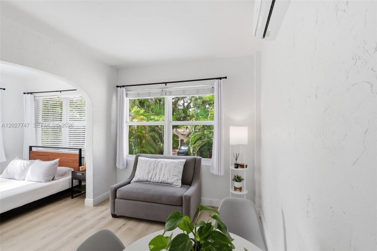 1215 Madrid St , Coral Gables, FL 33134 Photo