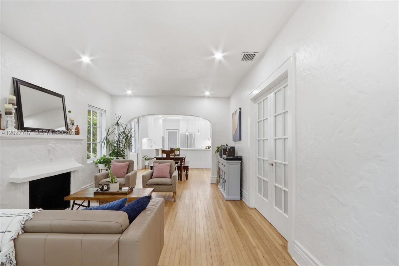 1215 Madrid St , Coral Gables, FL 33134 Photo