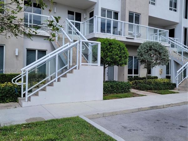 6310 NW 103rd Pl , Unit 202, Doral, FL 33178