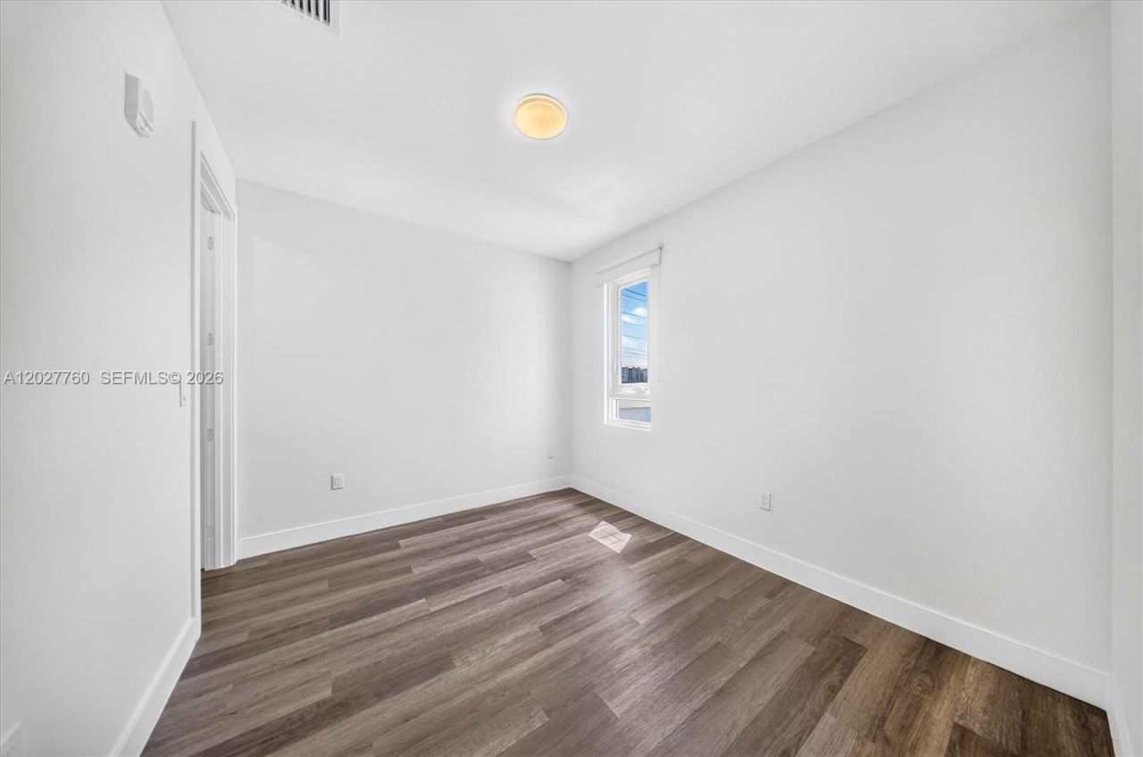 6310 NW 103rd Pl , Unit 202, Doral, FL 33178 Photo