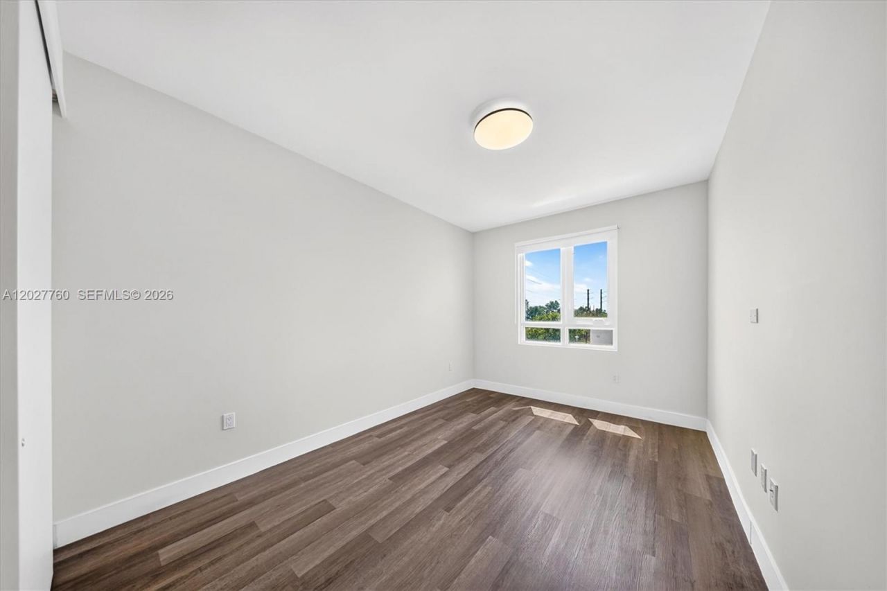 6310 NW 103rd Pl , Unit 202, Doral, FL 33178 Photo