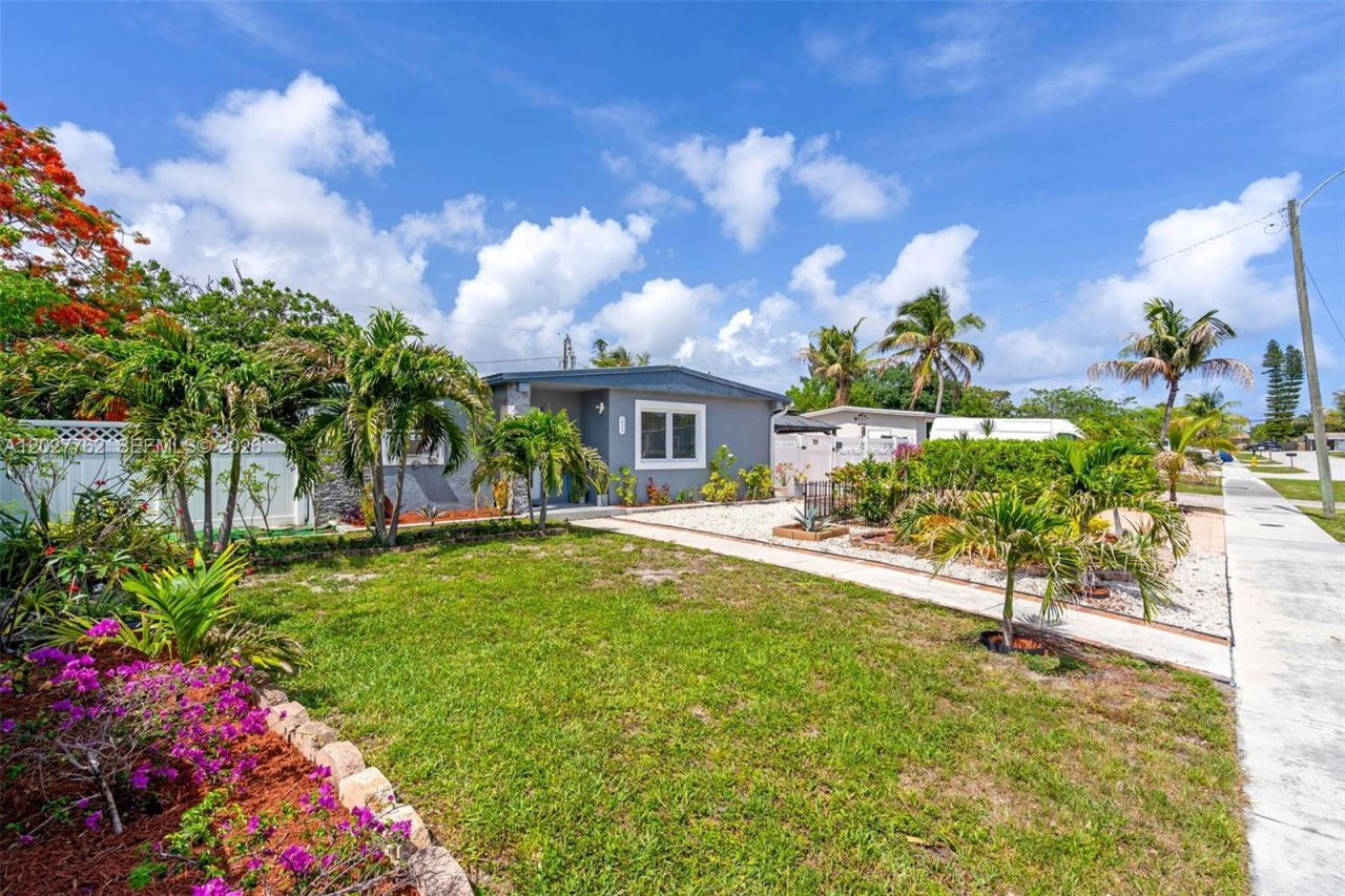 255 NE 41st Ct, Deerfield Beach, FL 33064 Photo