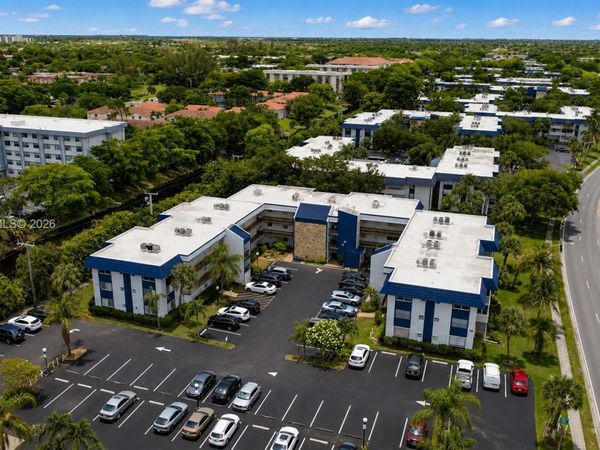 3050 Holiday Springs Blvd , Unit 305, Margate, FL 33063