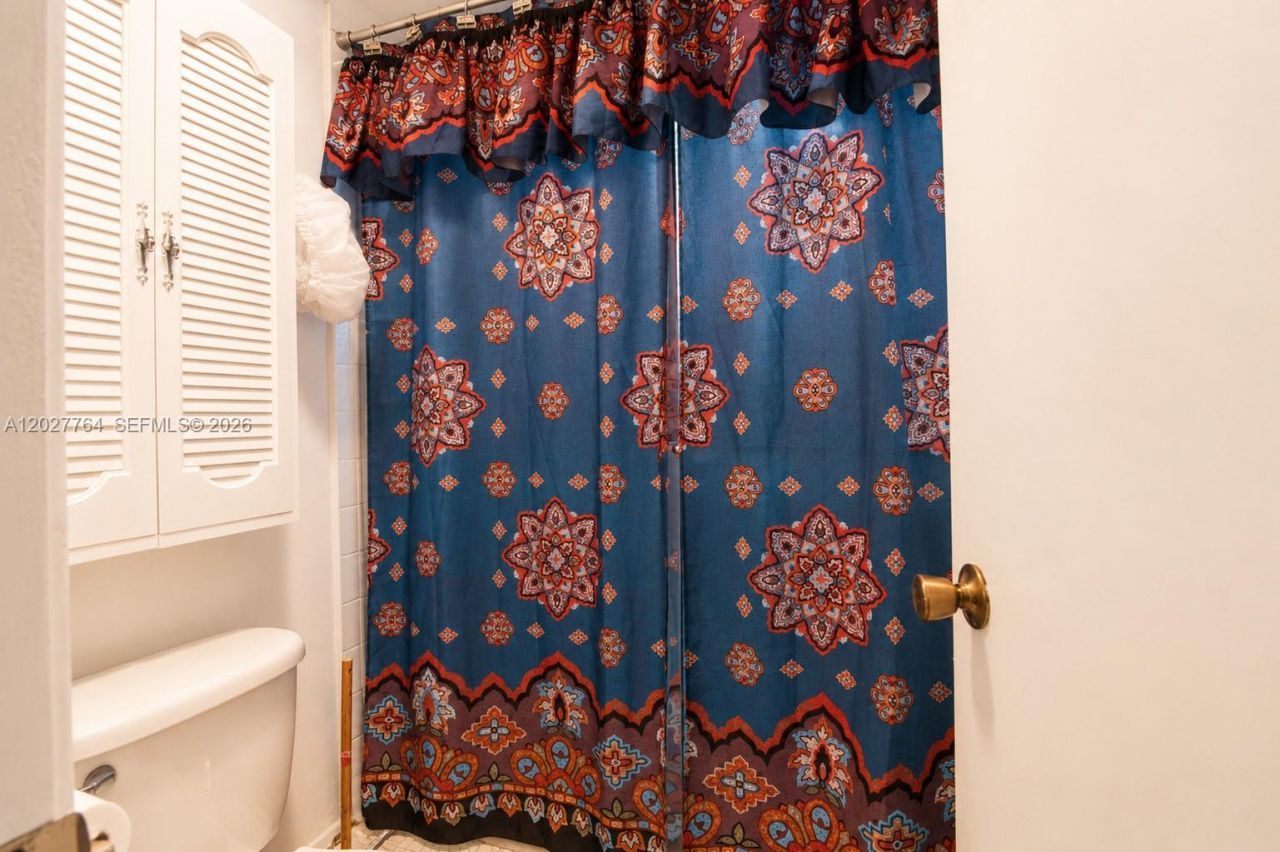 3050 Holiday Springs Blvd , Unit 305, Margate, FL 33063 Photo