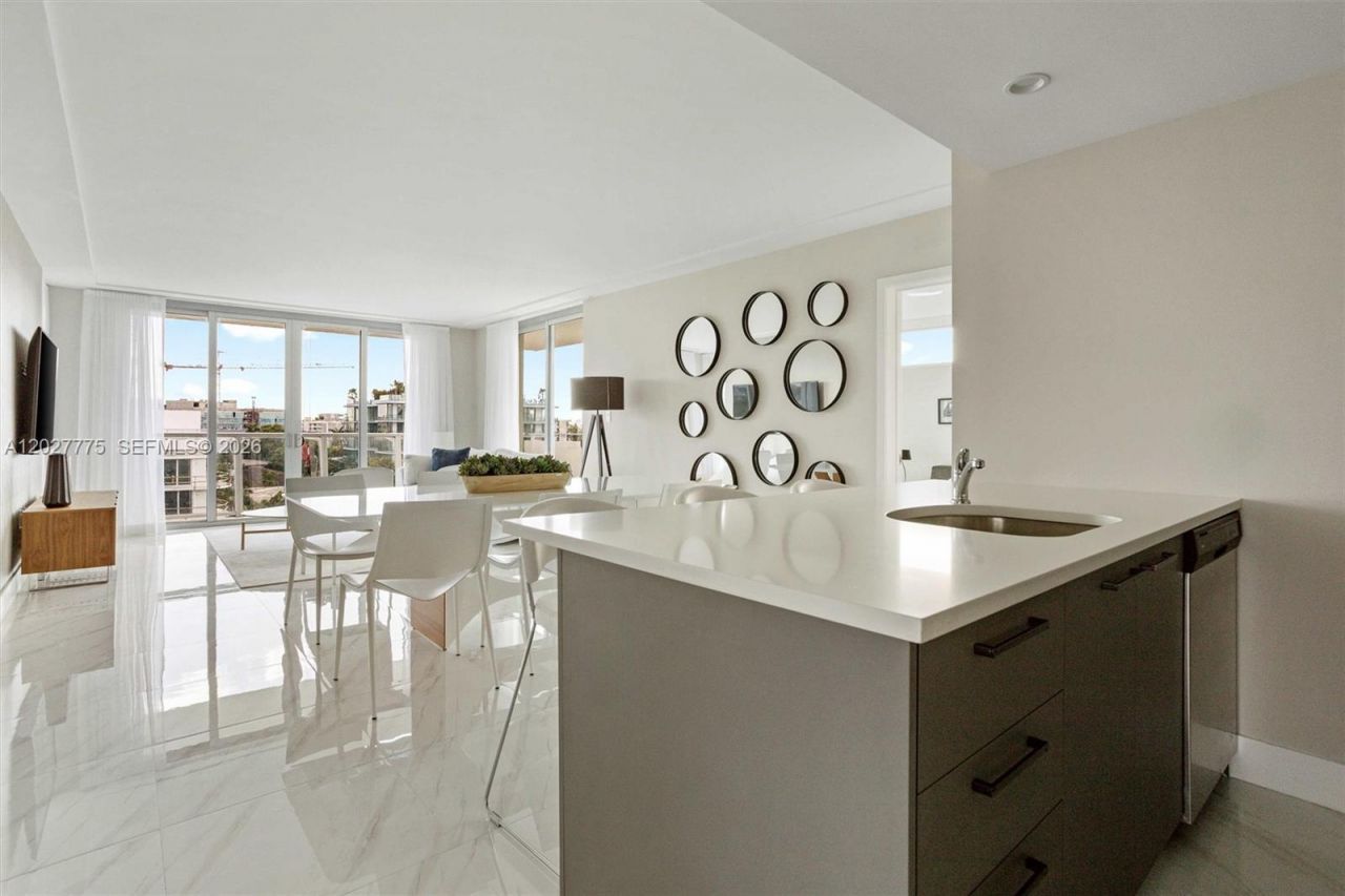 1150 101st St, Unit 603, Bay Harbor Islands, FL 33154 Photo