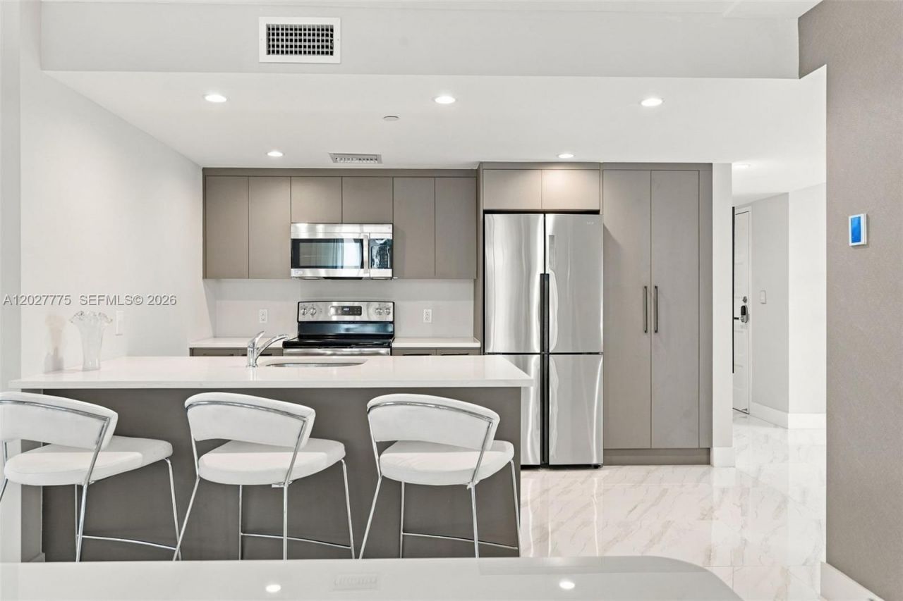 1150 101st St, Unit 603, Bay Harbor Islands, FL 33154 Photo