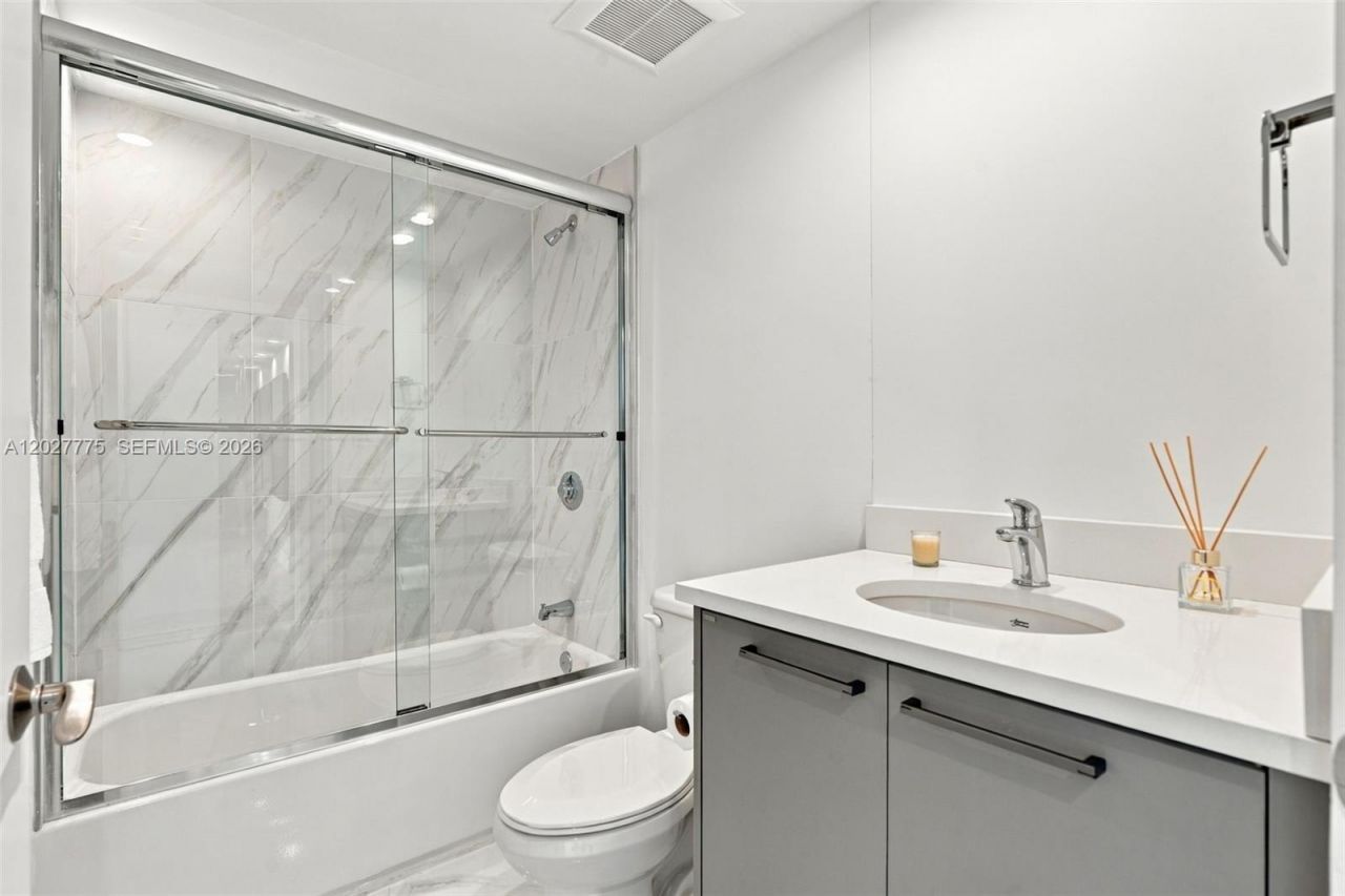 1150 101st St, Unit 603, Bay Harbor Islands, FL 33154 Photo