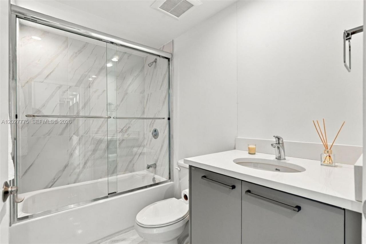 1150 101st St, Unit 603, Bay Harbor Islands, FL 33154 Photo