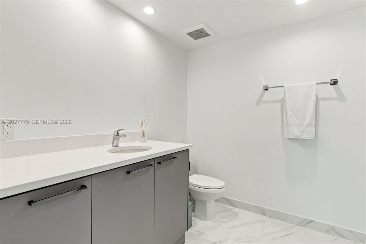 1150 101st St, Unit 603, Bay Harbor Islands, FL 33154 Photo