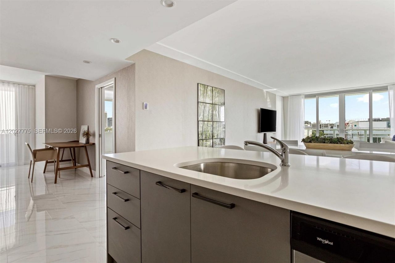 1150 101st St, Unit 603, Bay Harbor Islands, FL 33154 Photo