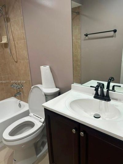 1601 NW 98th Way , Pembroke Pines, FL 33024 Photo