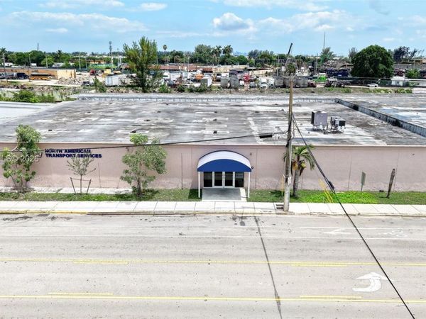160 Ali Baba Ave , Opa-Locka, FL 33054