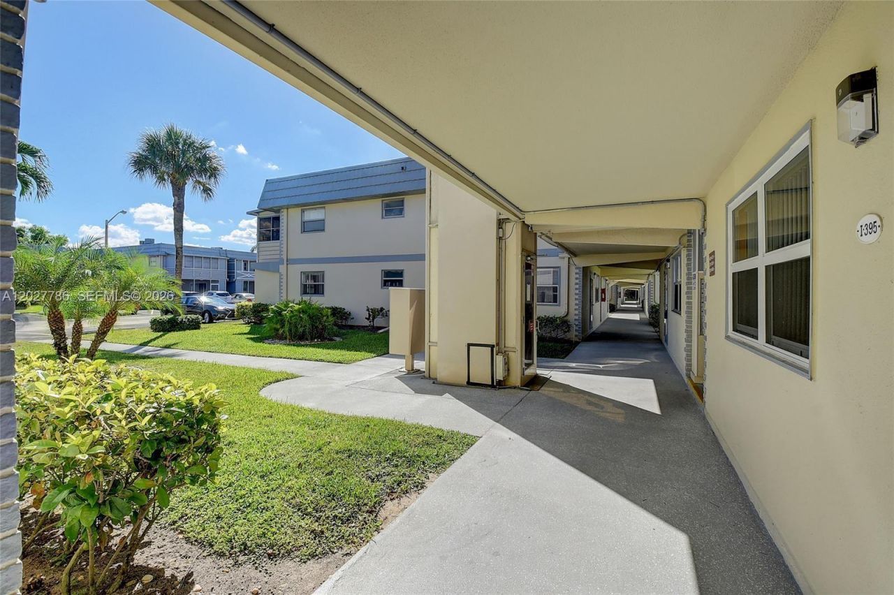 417 Brittany I , Unit 417, Delray Beach, FL 33446 Photo
