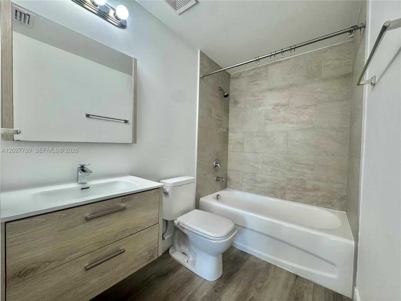 7300 NW 114th Ave , Unit 306-6, Doral, FL 33178 Photo