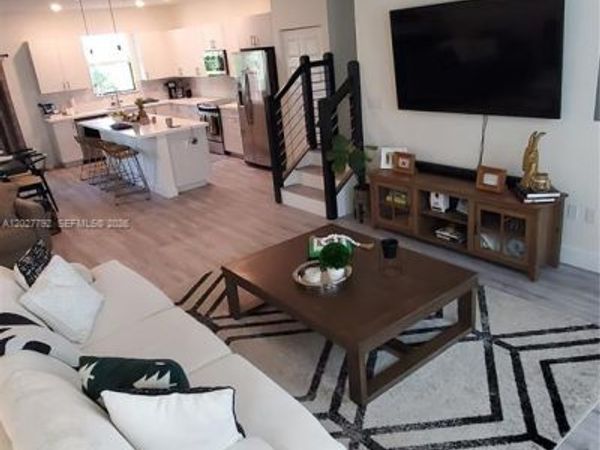 10473 NW 82nd St , Unit 11, Doral, FL 33178