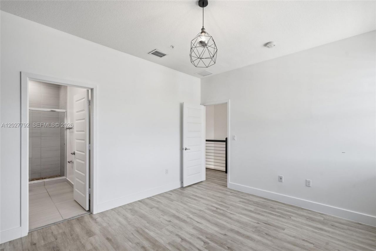 10473 NW 82nd St, Unit 11, Doral, FL 33178 Photo