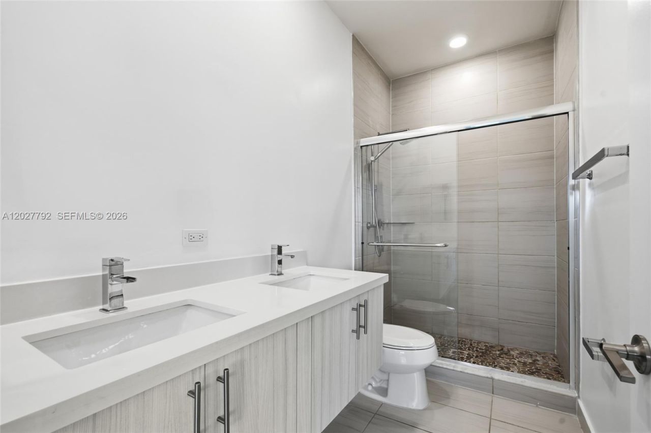 10473 NW 82nd St, Unit 11, Doral, FL 33178 Photo