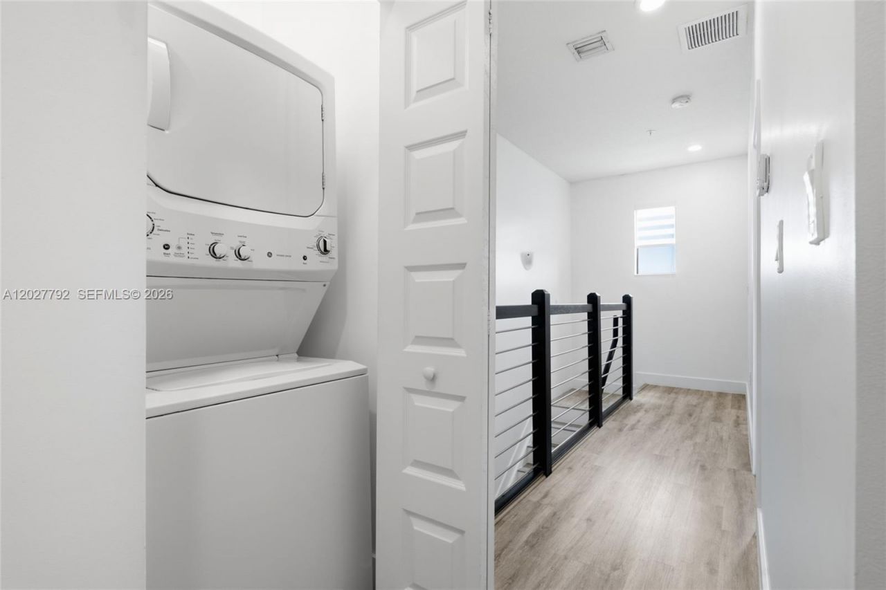 10473 NW 82nd St, Unit 11, Doral, FL 33178 Photo