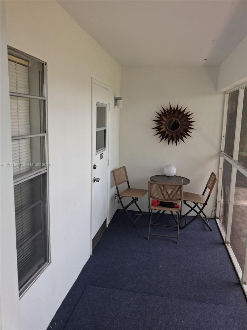 490 SE 19th Ave , Unit 107, Pompano Beach, FL 33060 Photo