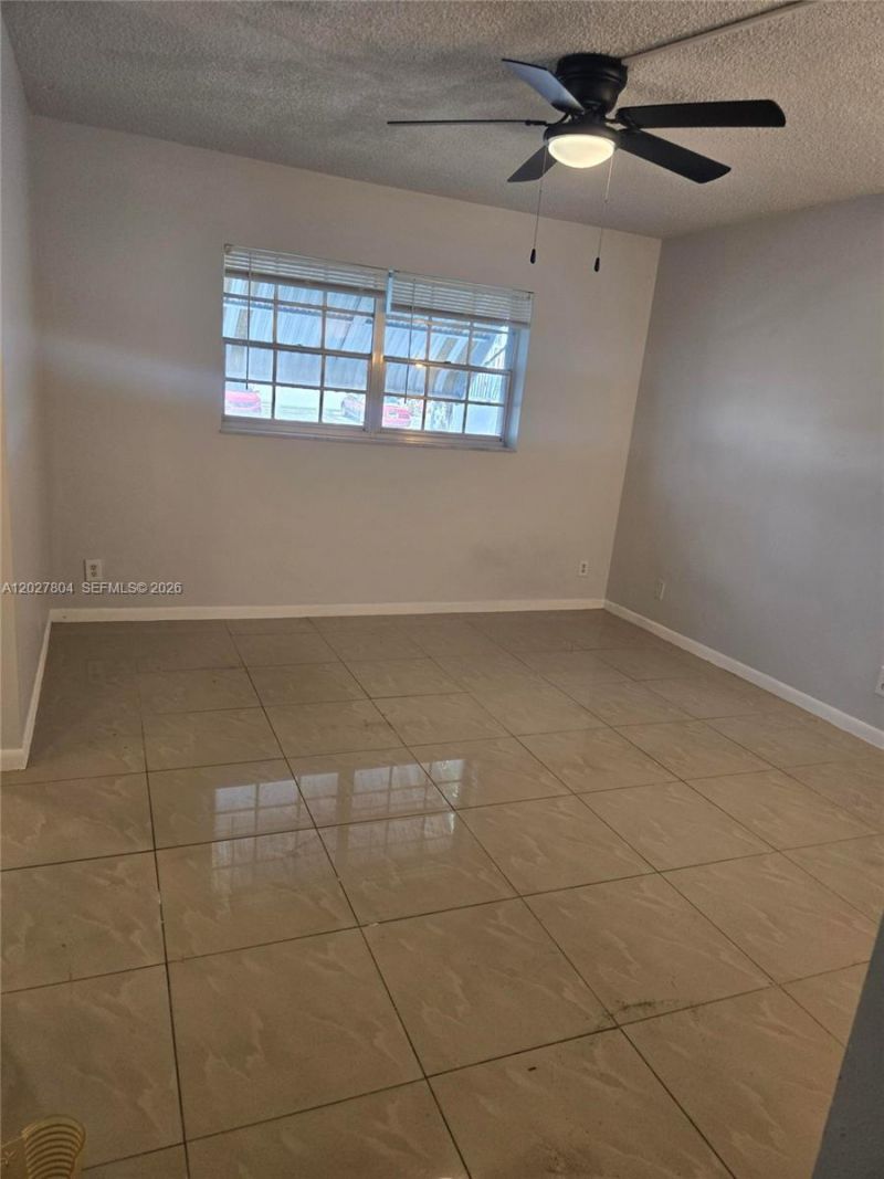 490 SE 19th Ave , Unit 107, Pompano Beach, FL 33060 Photo