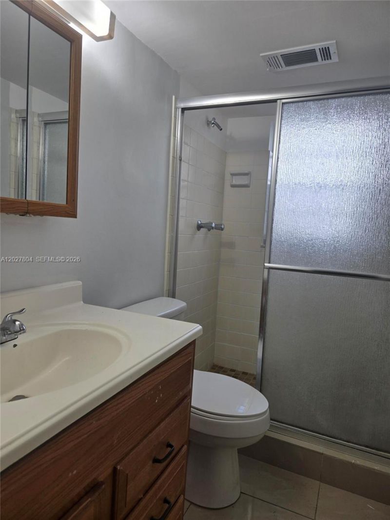 490 SE 19th Ave , Unit 107, Pompano Beach, FL 33060 Photo