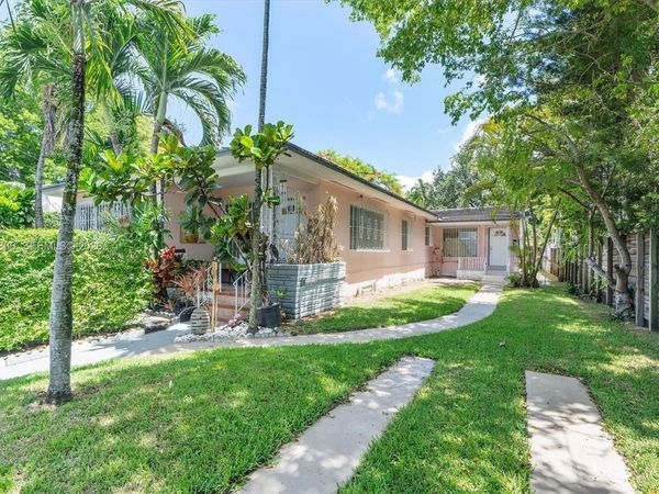 1612 SW 23rd St , Unit 1612, Miami, FL 33145