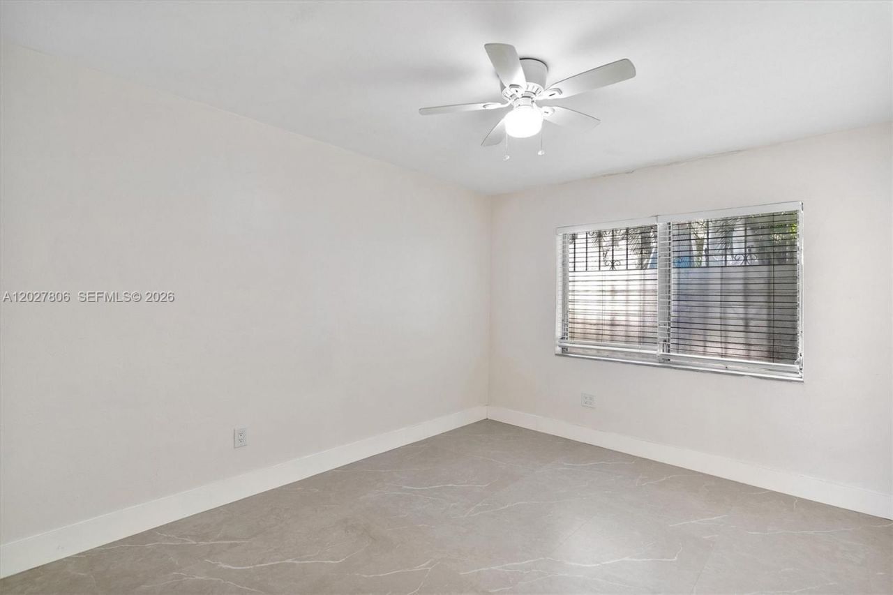 1612 SW 23rd St , Unit 1612, Miami, FL 33145 Photo