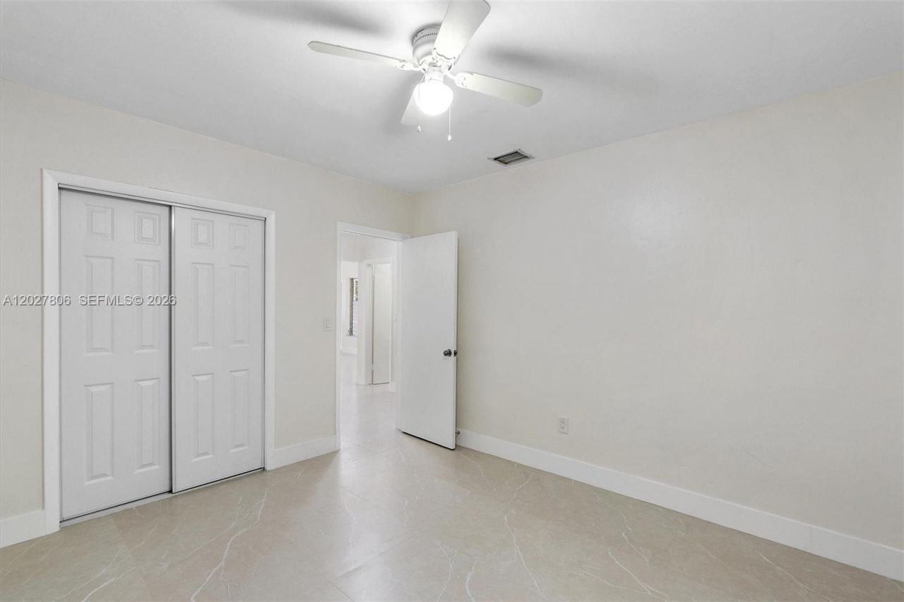 1612 SW 23rd St , Unit 1612, Miami, FL 33145 Photo