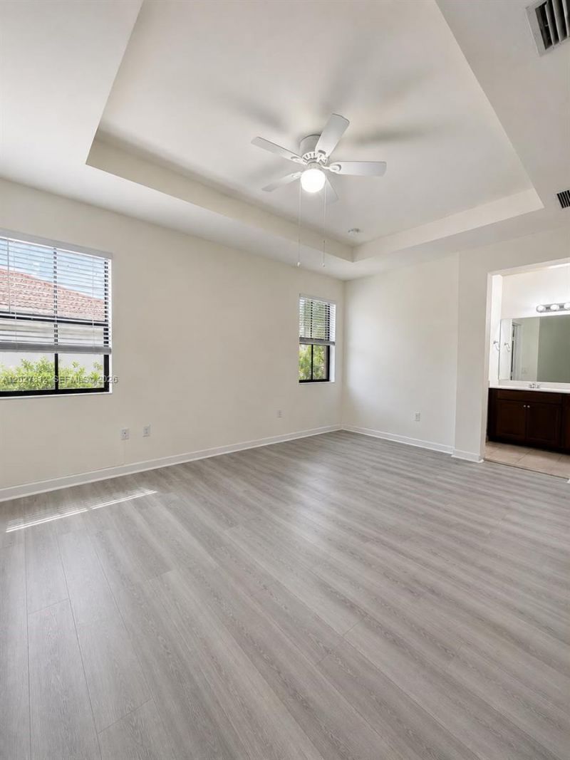 3342 W 104th Ter, Hialeah, FL 33018 Photo