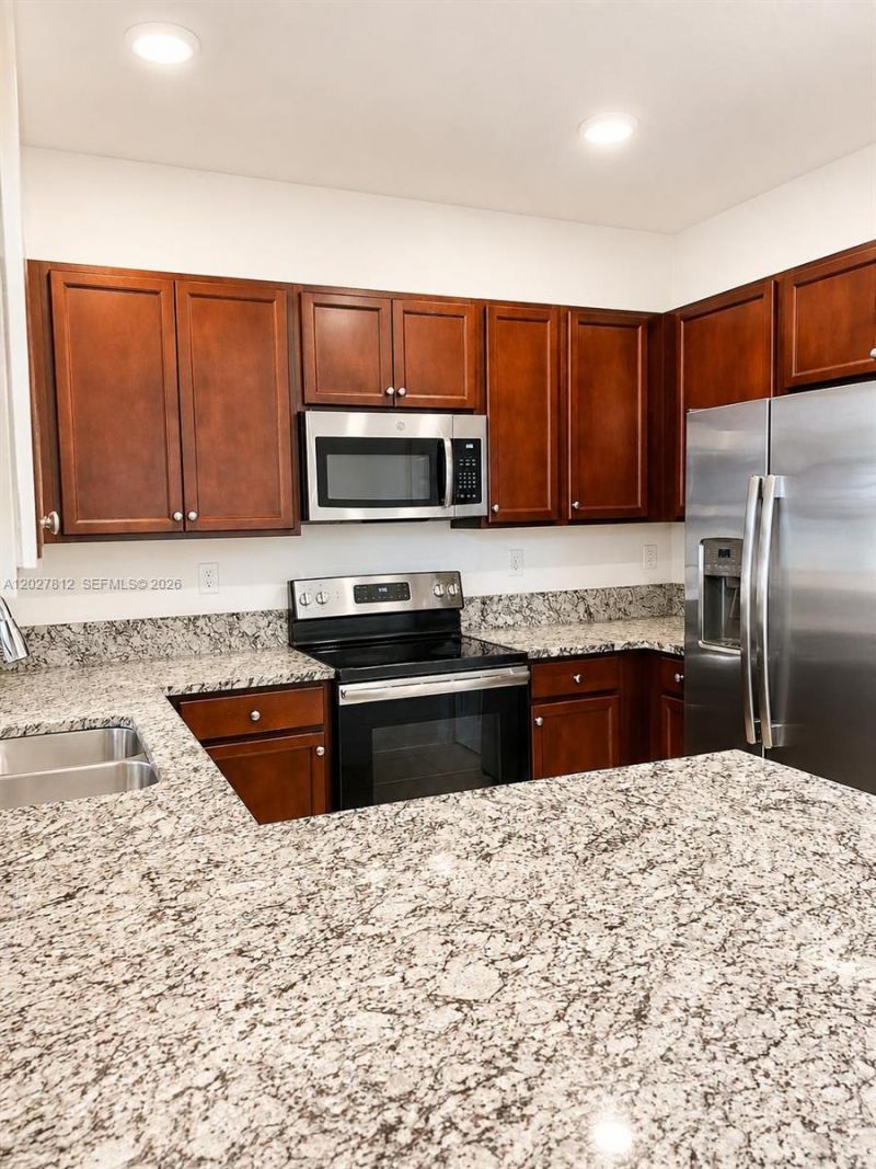 3342 W 104th Ter, Hialeah, FL 33018 Photo