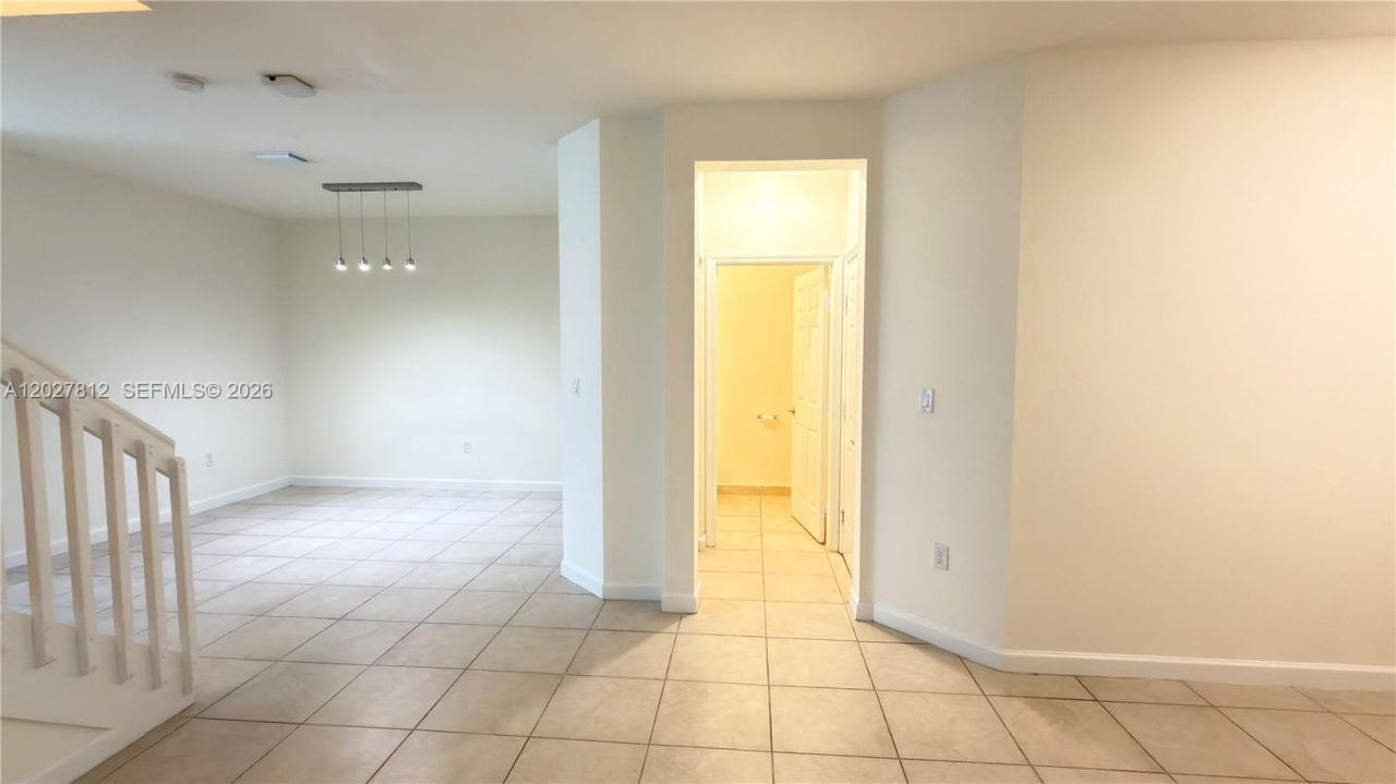 3342 W 104th Ter, Hialeah, FL 33018 Photo
