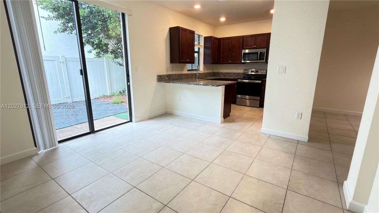3342 W 104th Ter, Hialeah, FL 33018 Photo