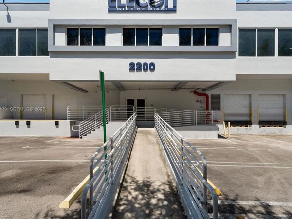 2200 NW 95th Ave , Doral, FL 33172