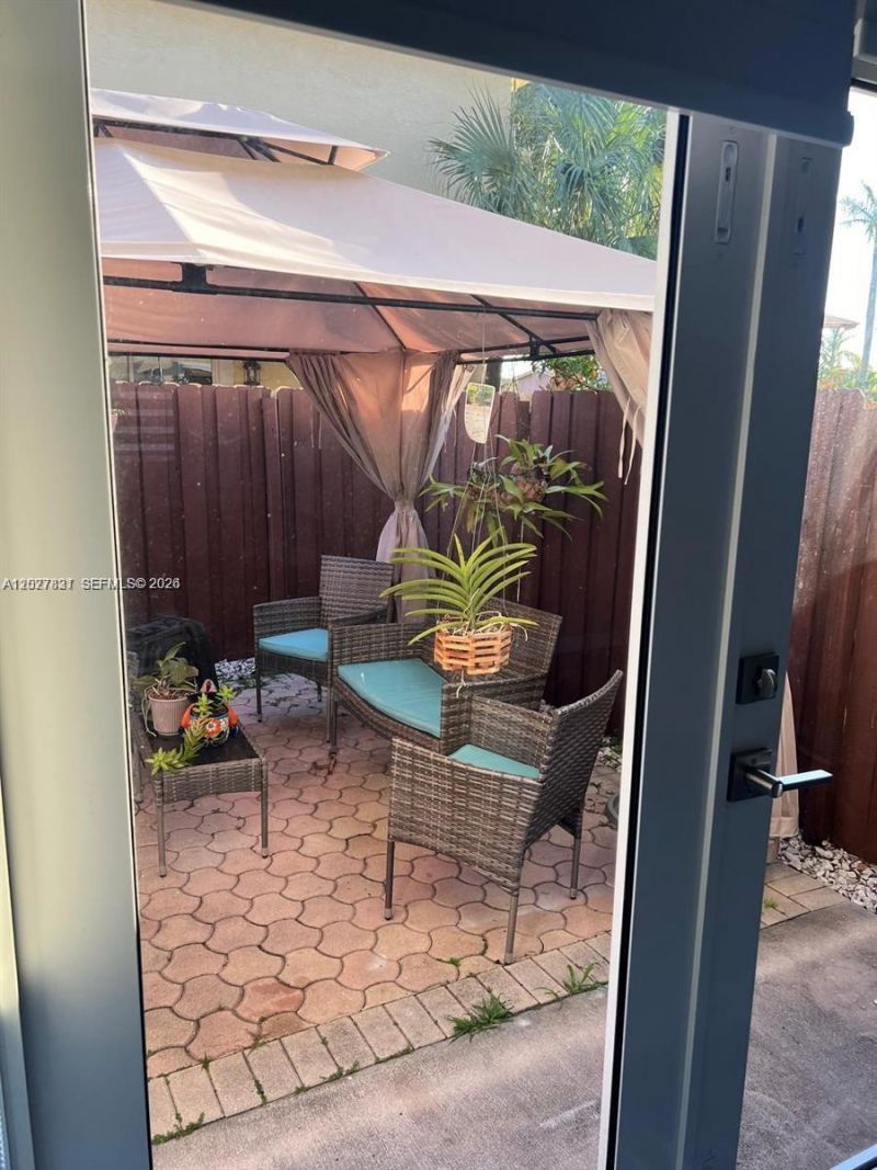 7488 NW 181st St , Unit 7488, Hialeah, FL 33015 Photo