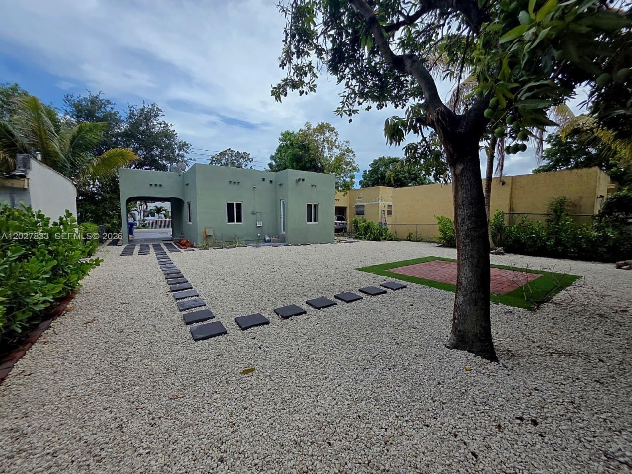 1139 NW 37th St , Miami, FL 33127 Photo