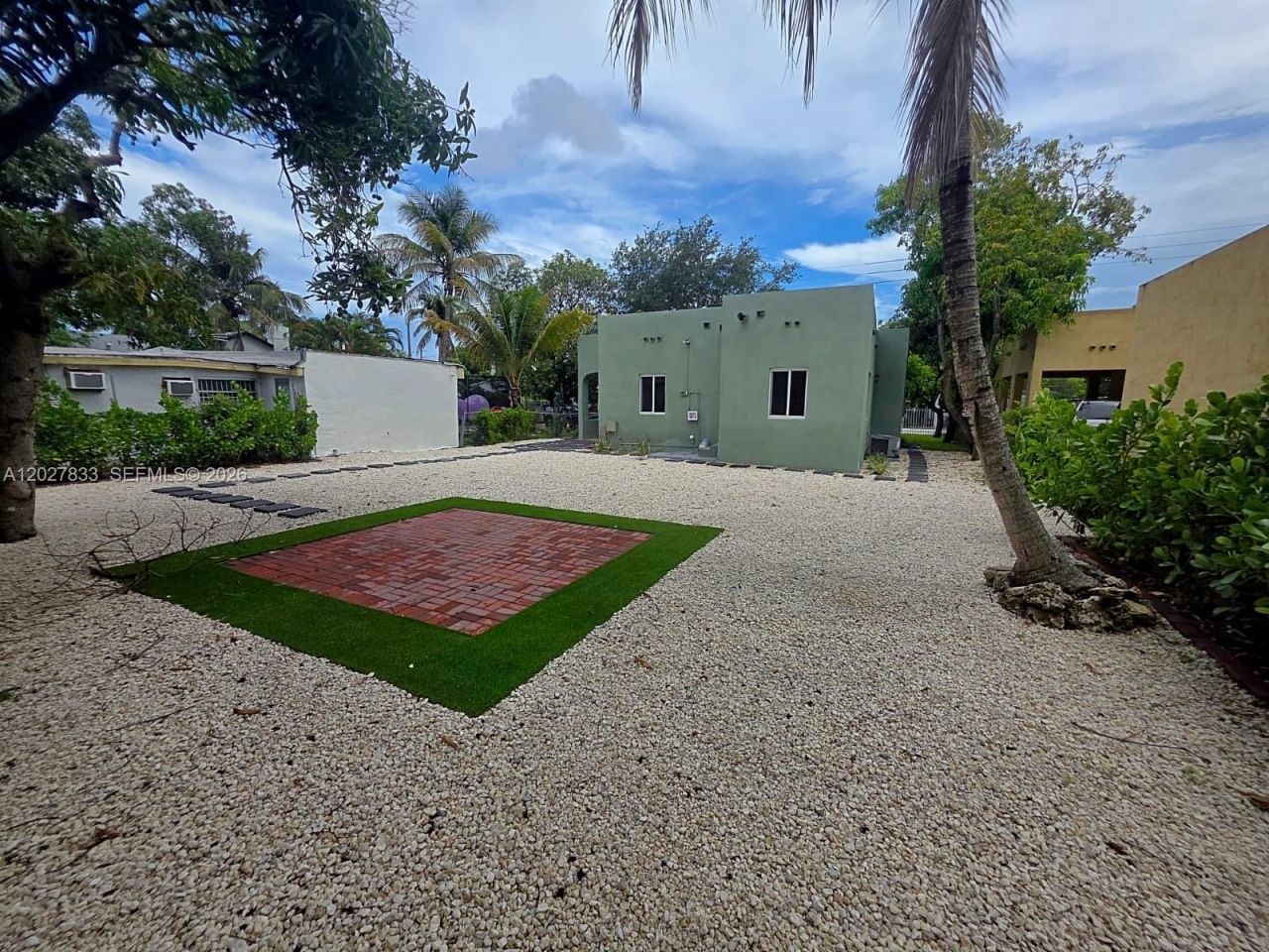 1139 NW 37th St , Miami, FL 33127 Photo
