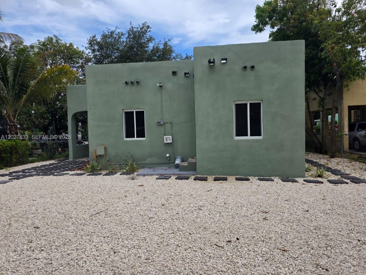 1139 NW 37th St , Miami, FL 33127 Photo
