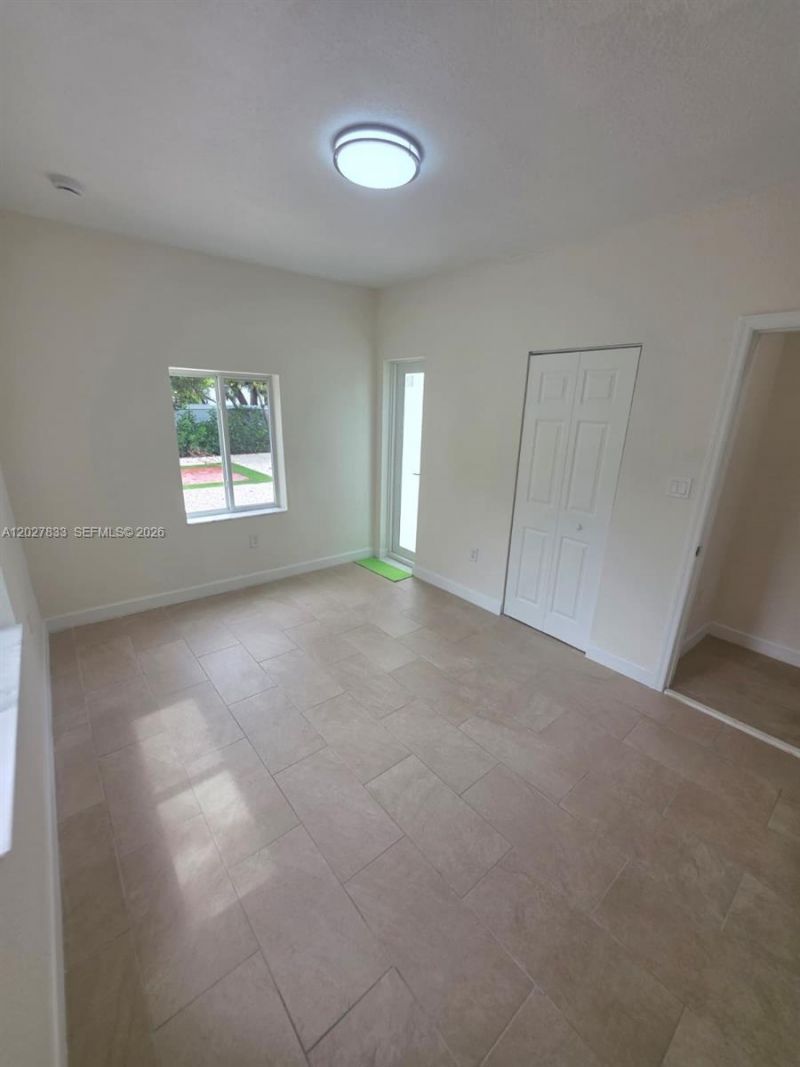 1139 NW 37th St , Miami, FL 33127 Photo