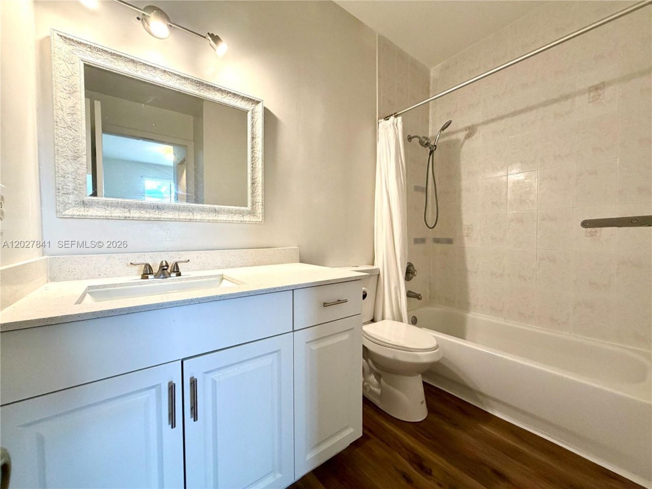 6201 NW 114th Pl , Unit 245, Doral, FL 33178 Photo