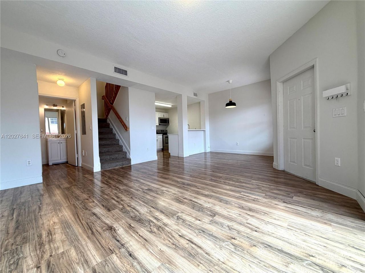 6201 NW 114th Pl , Unit 245, Doral, FL 33178 Photo