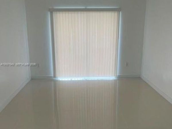 16465 NE 22nd Ave , Unit 110, North Miami Beach, FL 33160