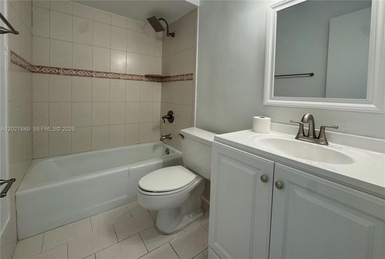 7420 Big Cypress Dr, Miami Lakes, FL 33014 Photo