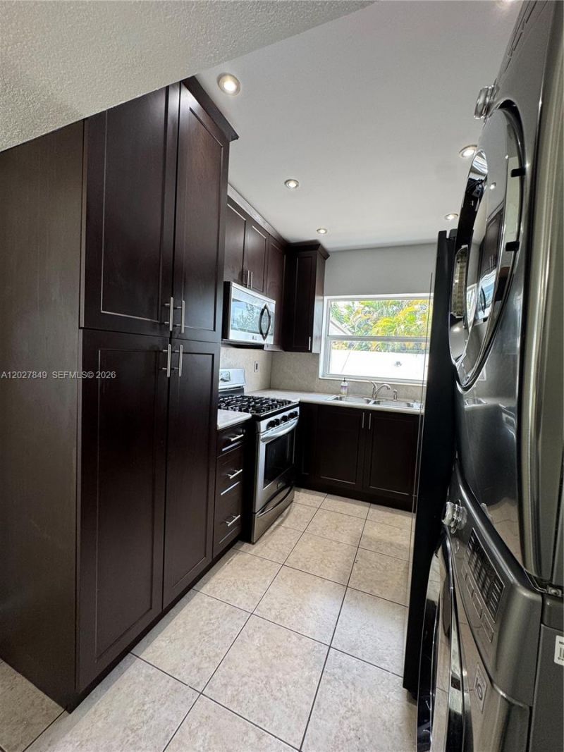 7420 Big Cypress Dr, Miami Lakes, FL 33014 Photo