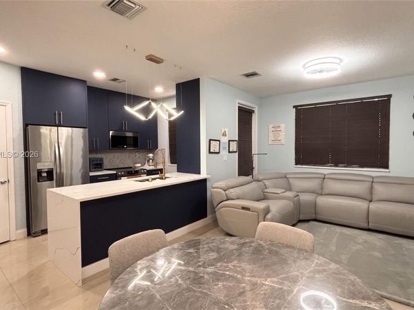 1962 SW 60th Ave, North Lauderdale, FL 33068