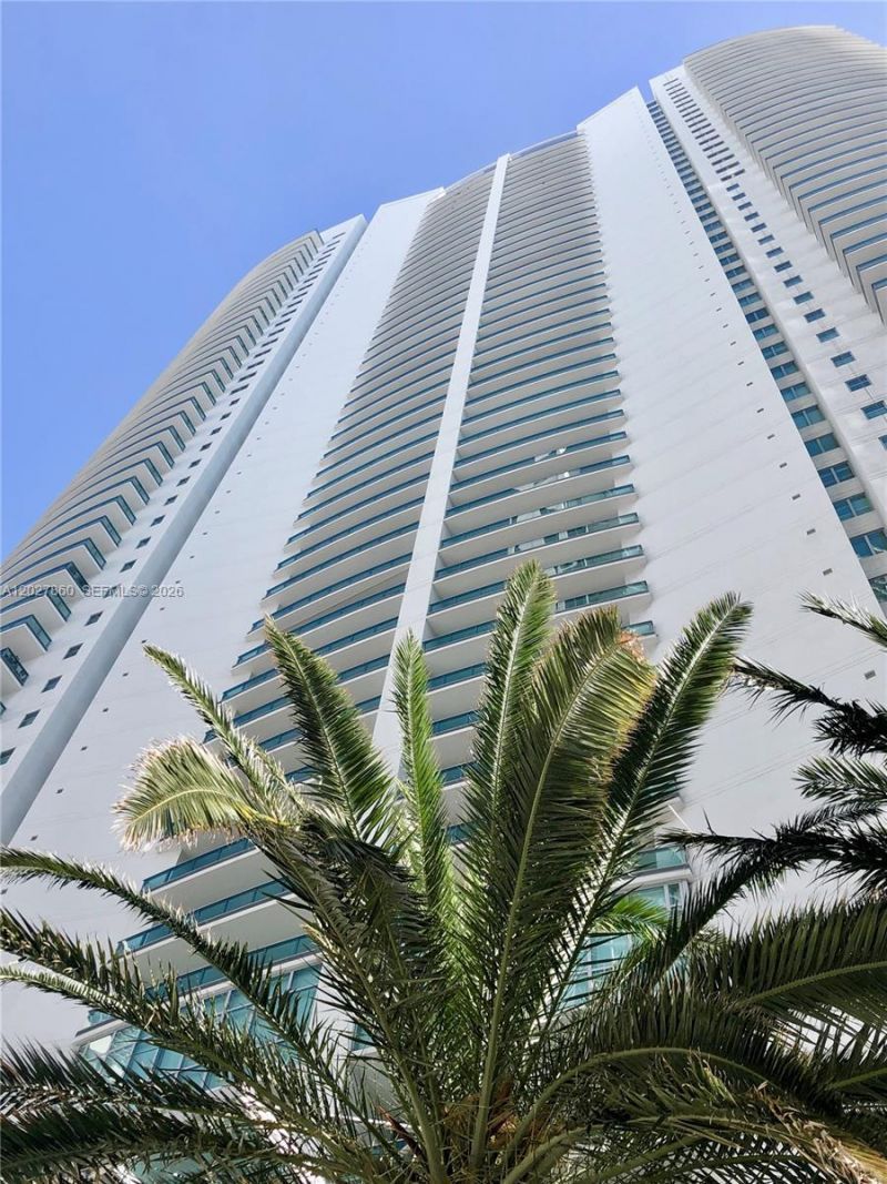 1331 Brickell Bay Dr , Unit BL-48, Miami, FL 33131 Photo