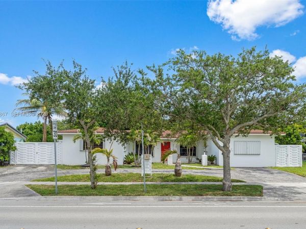 9110 Caribbean Blvd , Cutler Bay, FL 33157