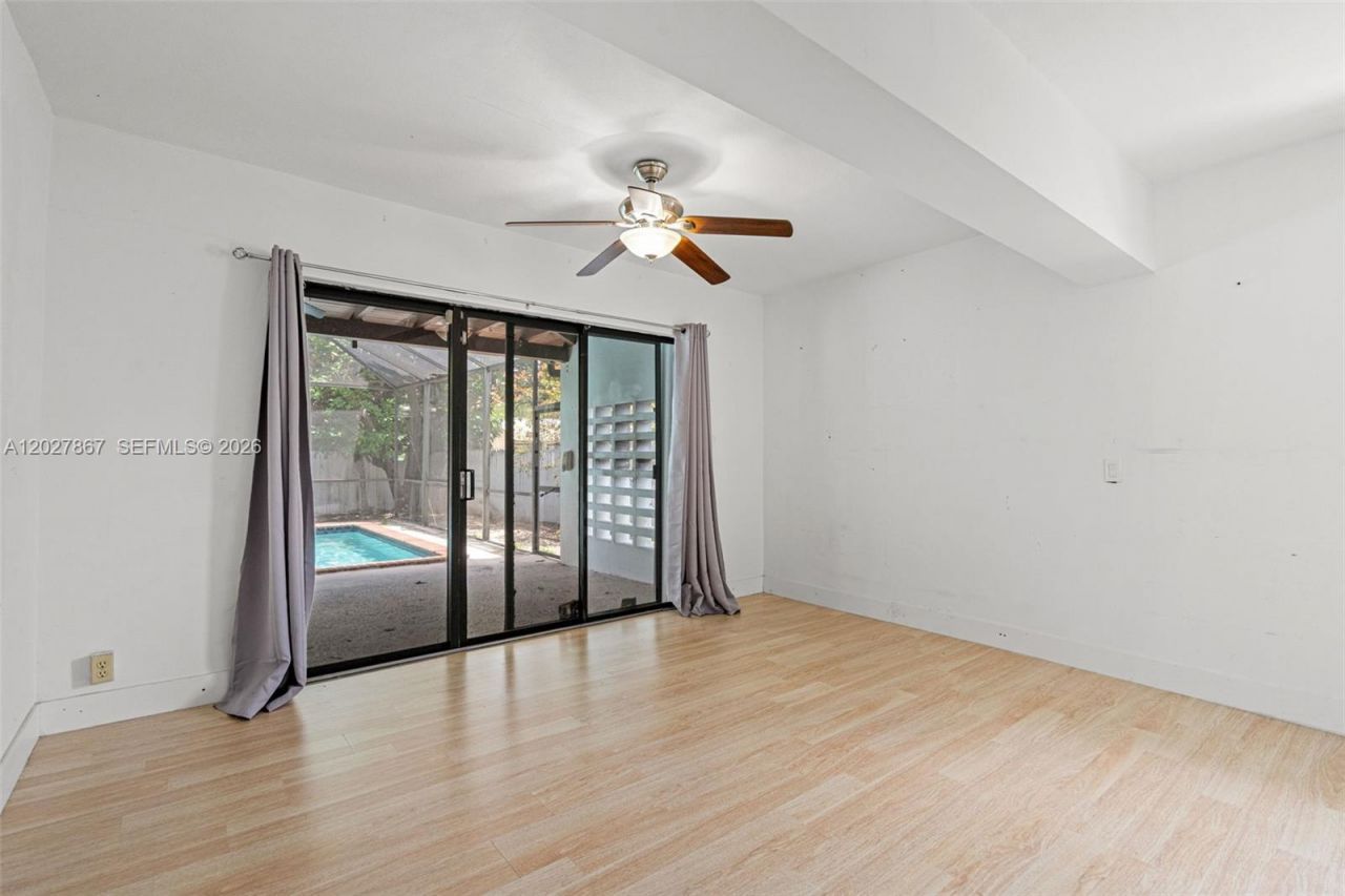9110 Caribbean Blvd , Cutler Bay, FL 33157 Photo