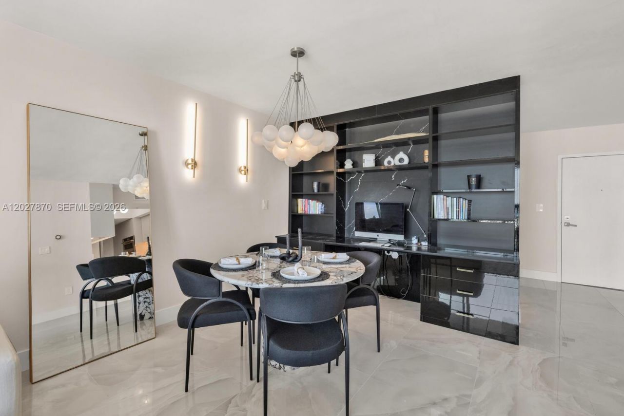 90 Alton Rd, Unit 2207, Miami Beach, FL 33139 Photo