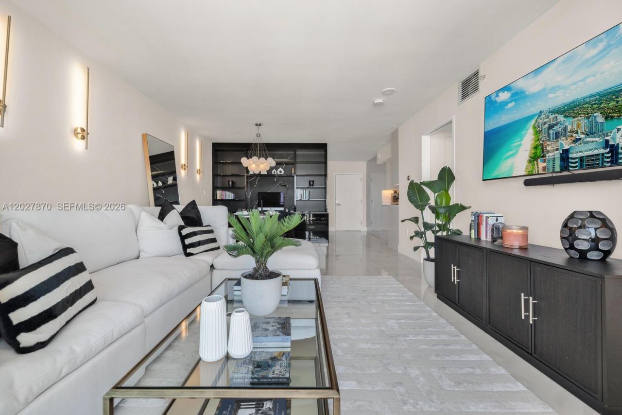 90 Alton Rd, Unit 2207, Miami Beach, FL 33139 Photo
